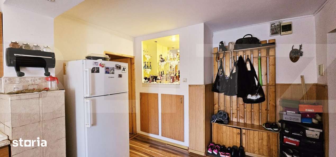 Apartament de vanzare, cu 3 camere, decomandat, 68mp, parter inalt — fotografia 3