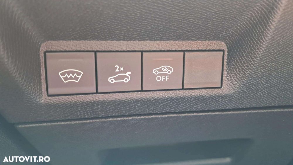 Peugeot 3008 1.2 Hybrid 145 e-DCS6 GT - 25