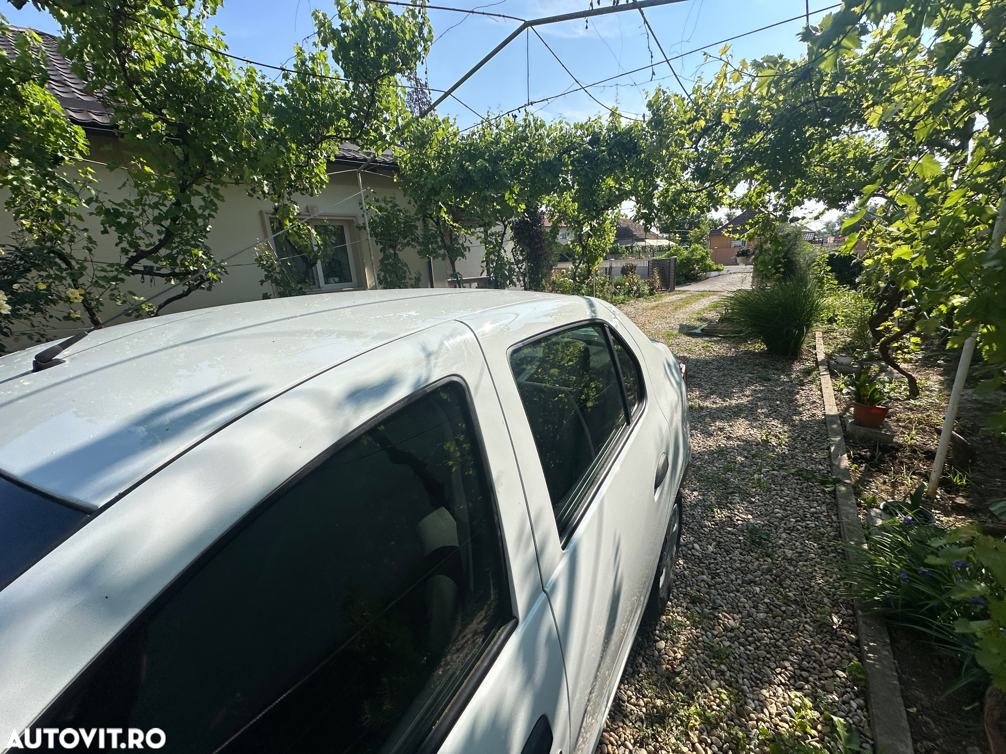 Dacia Logan - 11