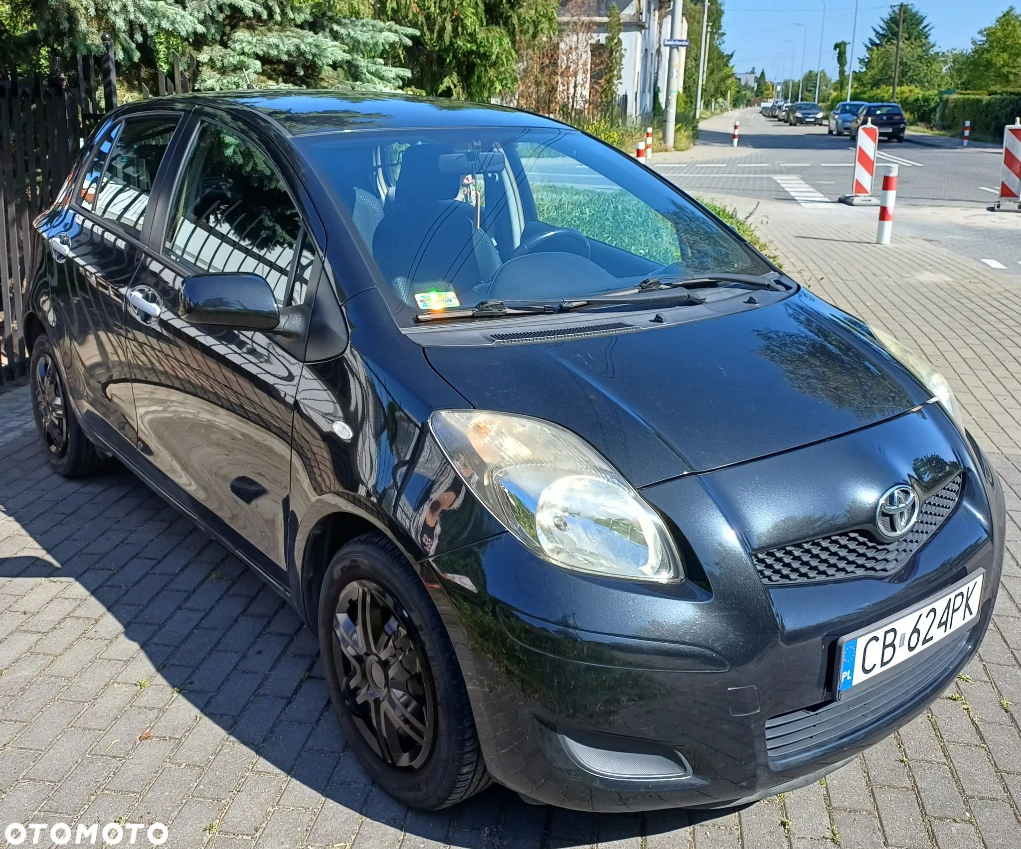 Toyota Yaris 1.33 Luna - 1
