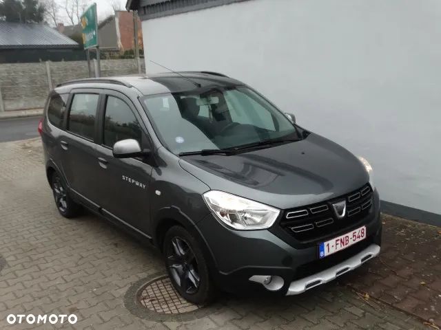 Dacia Lodgy TCe 115 Stepway - 11