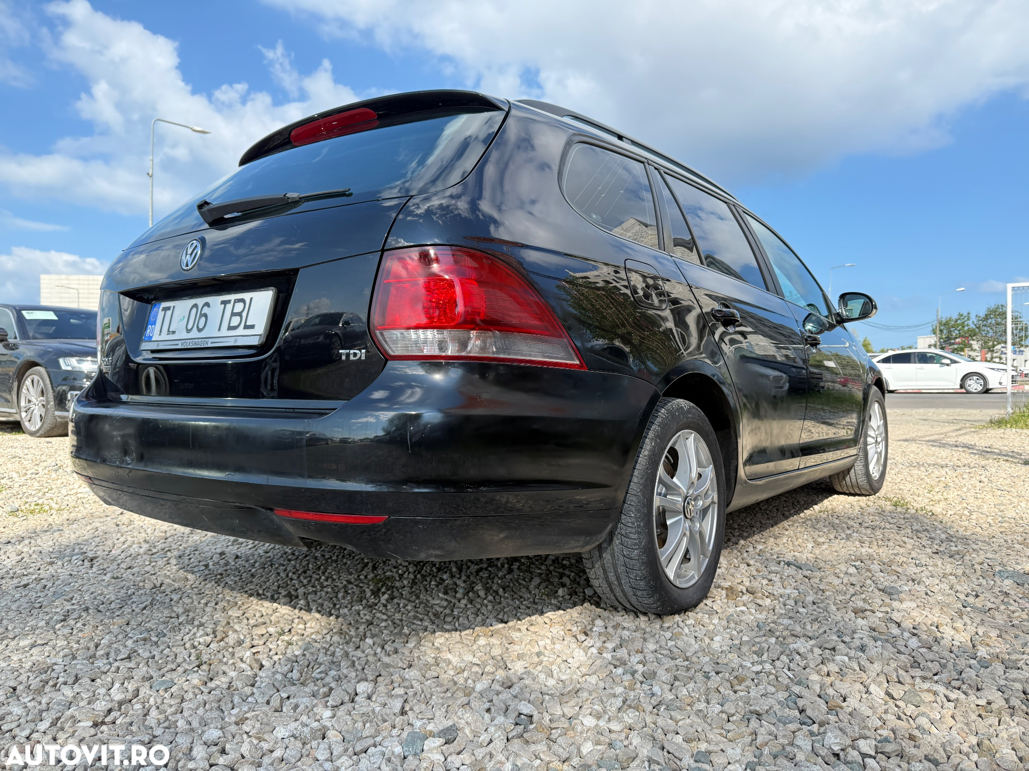 Volkswagen Golf Variant 1.6 TDI DPF Trendline - 28