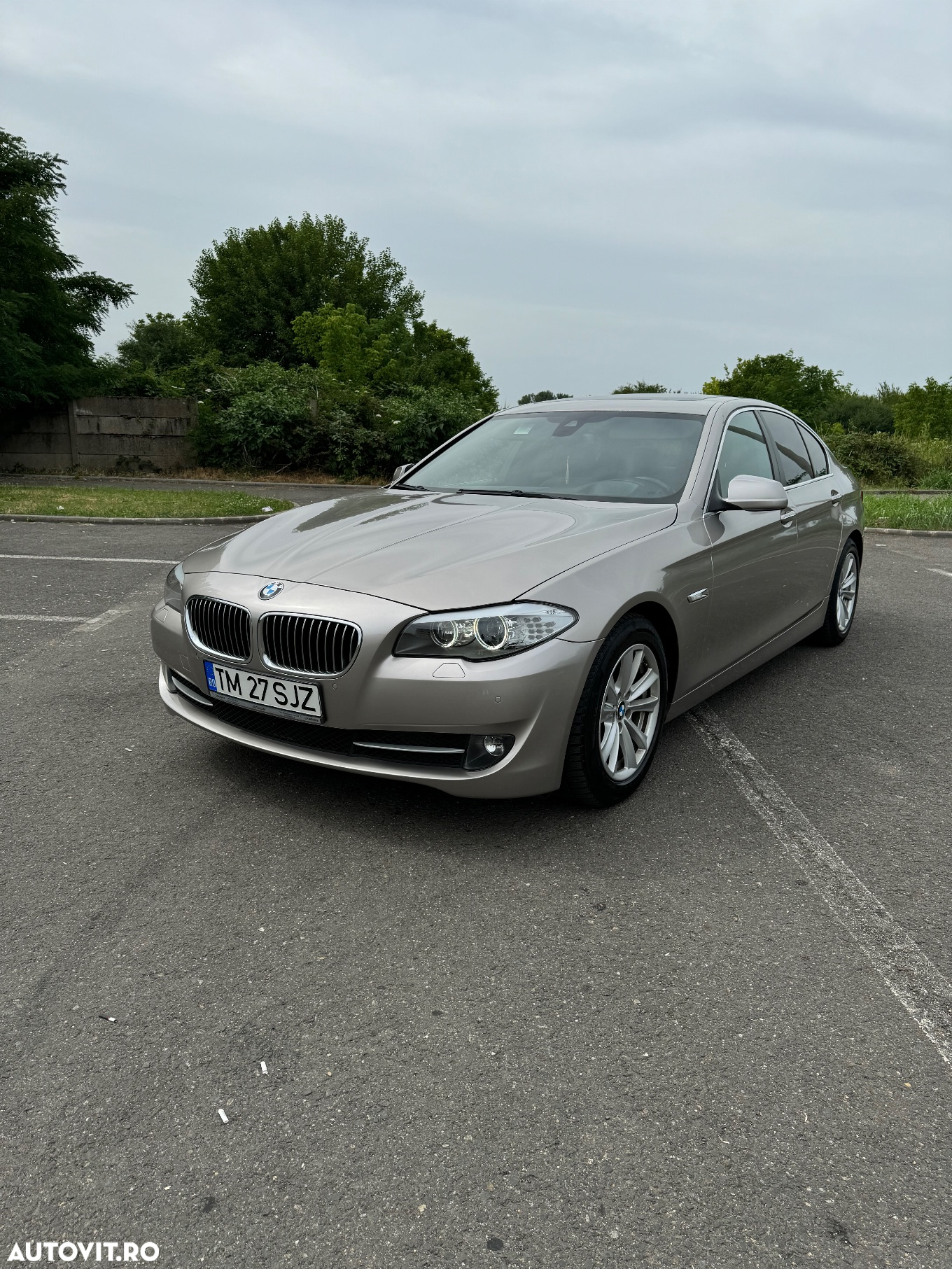 BMW Seria 5 525d xDrive - 2