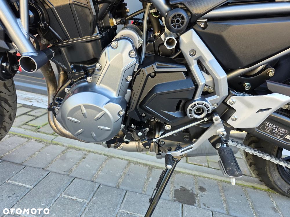 Kawasaki Z 650 - 11