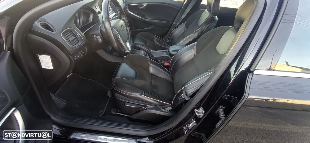 Volvo V40 2.0 D3 R-Design Geartronic - 9