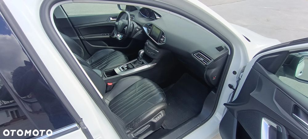 Peugeot 308 BlueHDi 150 EAT6 Stop & Start GT-Line Edition - 18