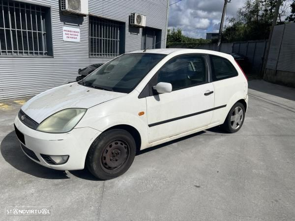 Para Peças Ford Fiesta V Van - 2