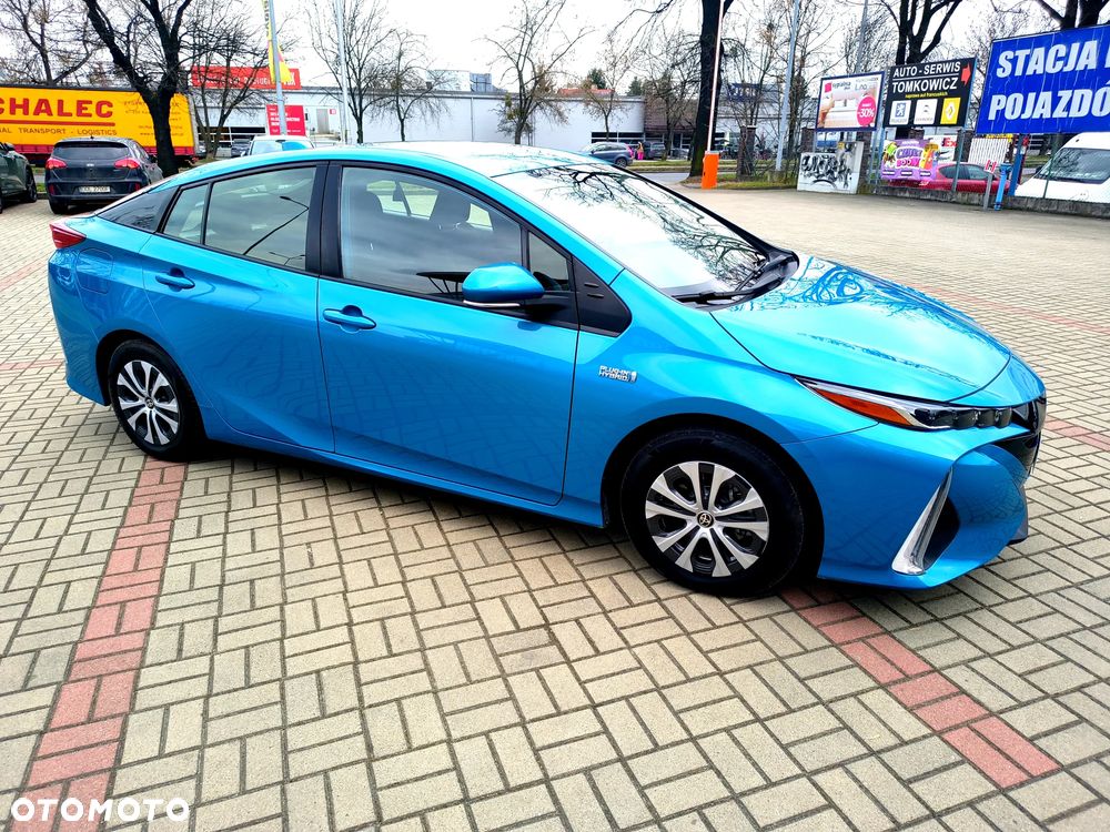 Toyota Prius (Hybrid) Comfort - 8