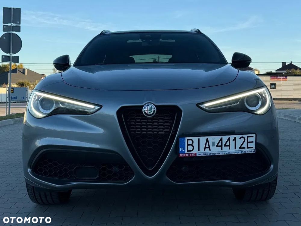 Alfa Romeo Stelvio 2.0 Turbo 16V AT8-Q4 Veloce Ti - 6