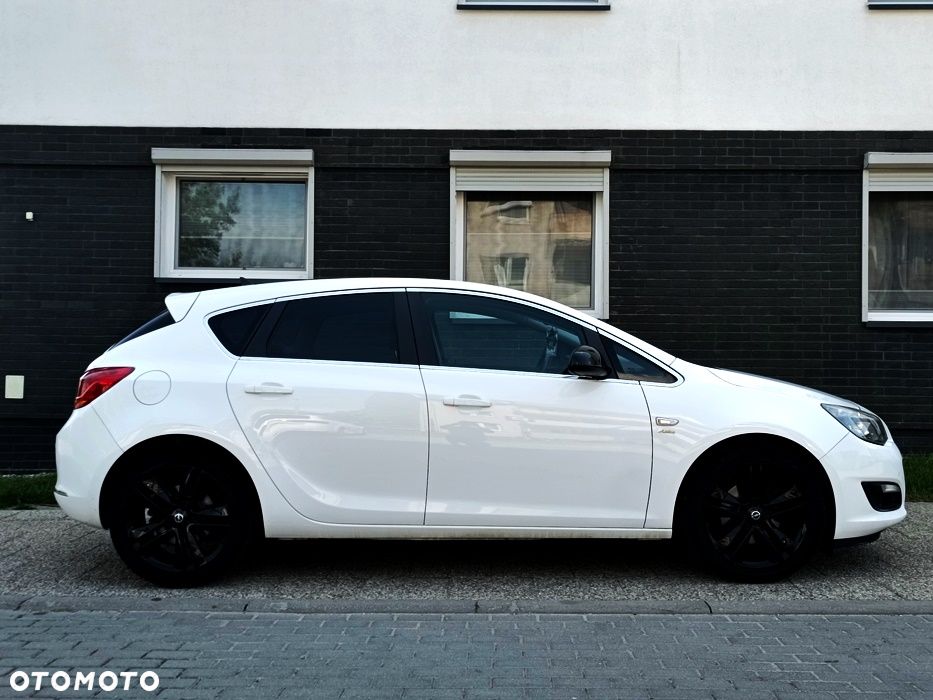 Opel Astra 2.0 CDTI Style - 4