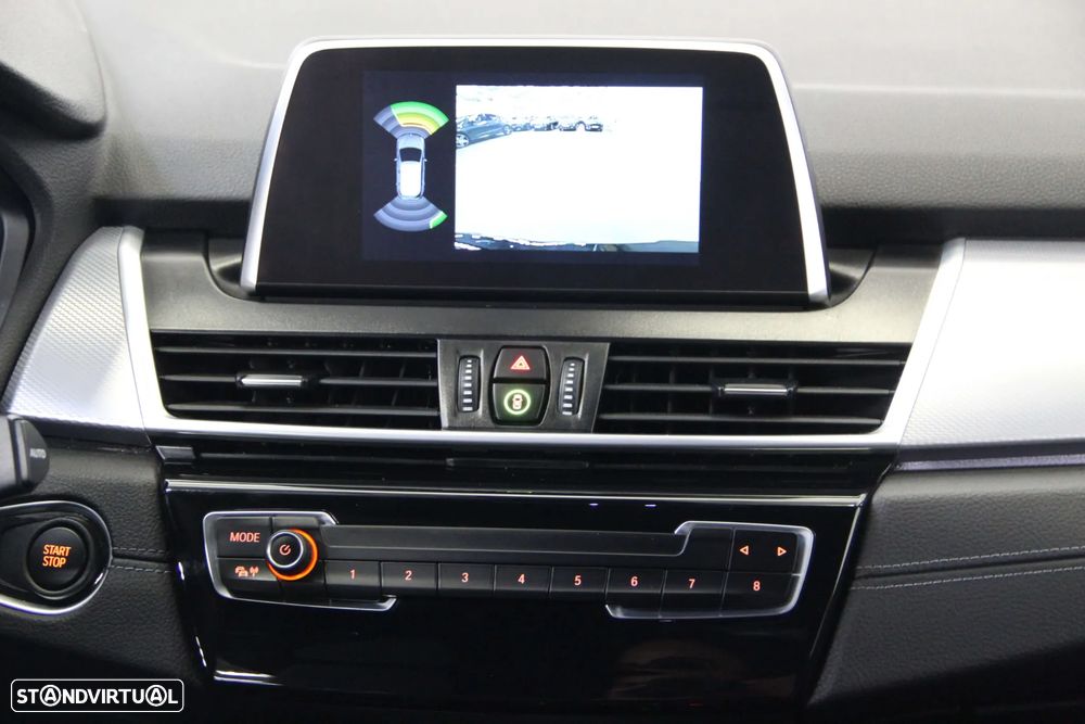 BMW 225xe Active Tourer Pack M - 11