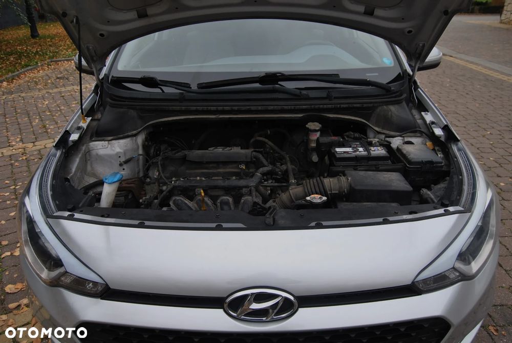 Hyundai i20 1.2 BlueDrive Comfort - 13