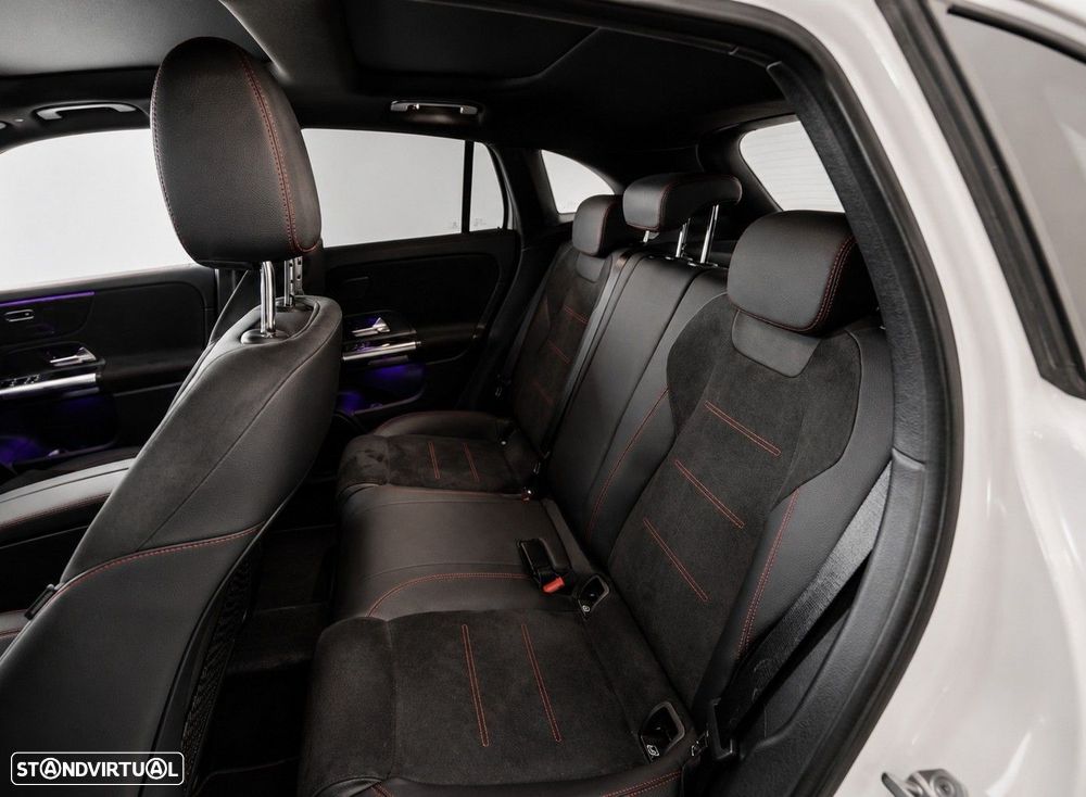Mercedes-Benz GLA 200 d AMG Line - 35
