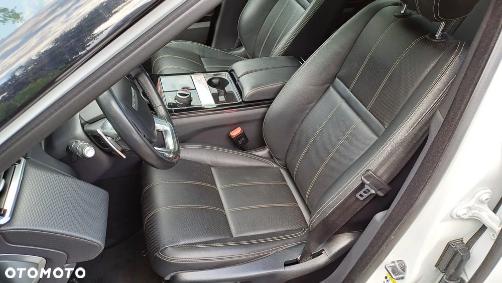 Land Rover Range Rover Velar 3.0 SD6 R-Dynamic SE - 21