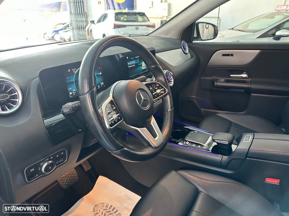 Mercedes-Benz GLA 200 7G-DCT Style - 20