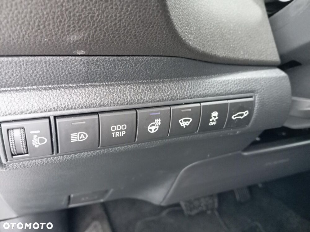 Toyota Corolla 2.0 Hybrid GR Sport Dynamic - 21