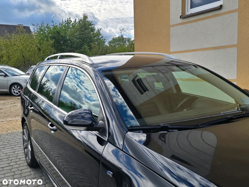 Volkswagen Passat Variant 2.0 TSI R-Line Edition Plus - 10