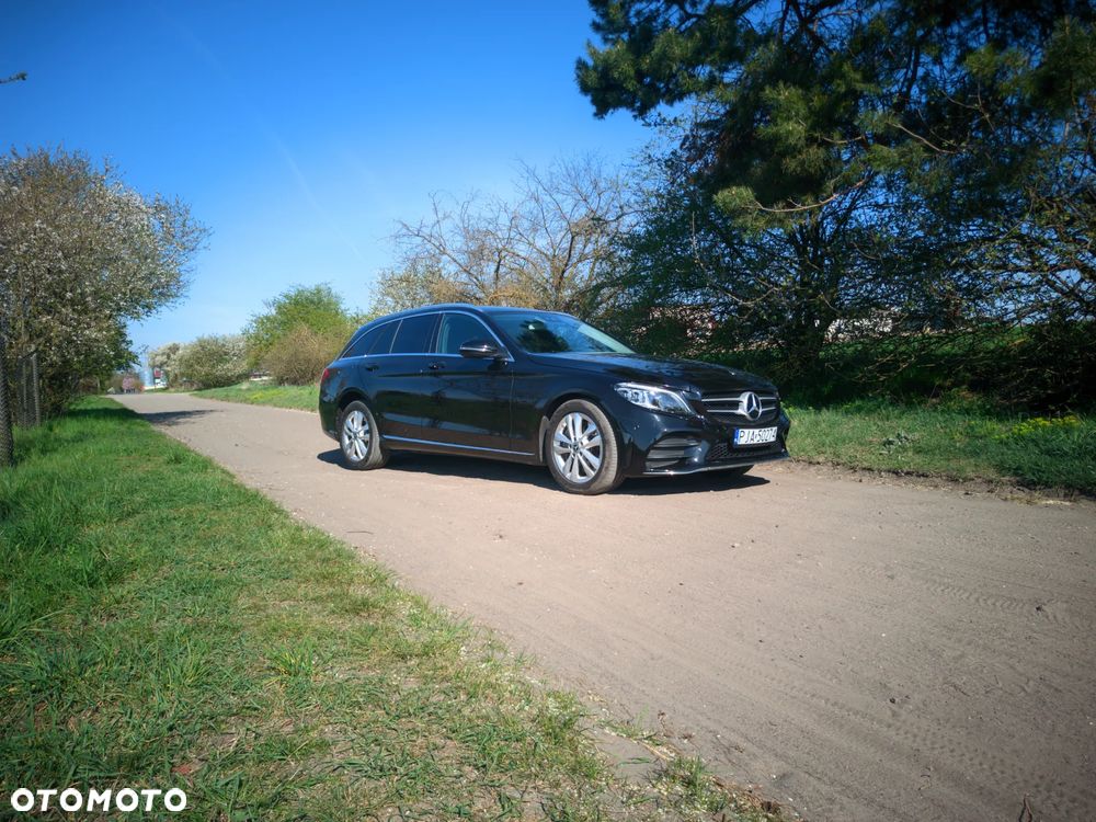 Mercedes-Benz Klasa C 220 d 4Matic 9G-TRONIC AMG Line - 5