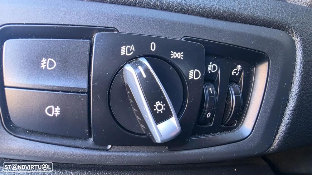 BMW 216 Active Tourer d Advantage - 18