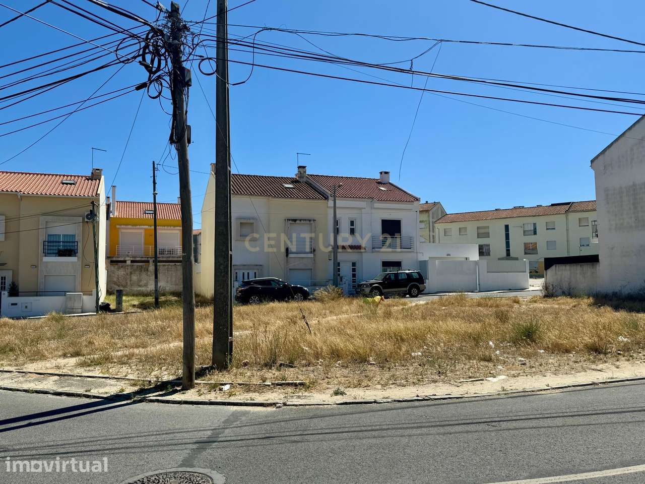 Lote de terreno urbano com 3 frentes no Montijo - Grande imagem: 3/5