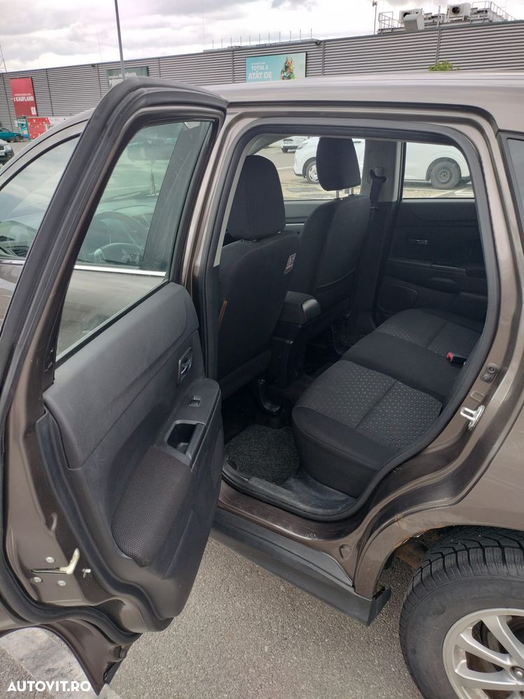 Mitsubishi ASX 1.8 DID 4WD Invite A13 - 10
