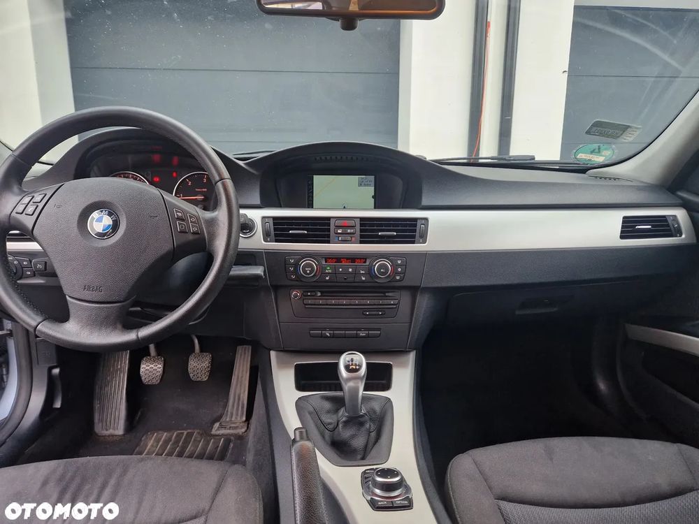 BMW Seria 3 - 8