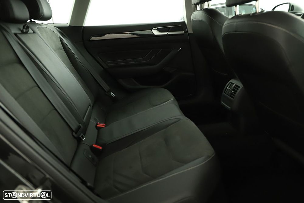 VW Arteon Shooting Brake - 22