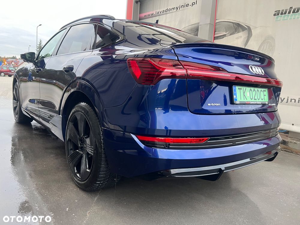 Audi Q8 Sportback e-tron 55 quattro S line - 35