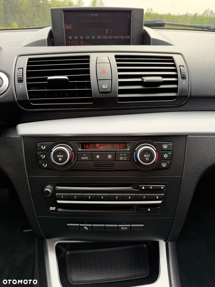 BMW Seria 1 120d DPF Edition Lifestyle - 17