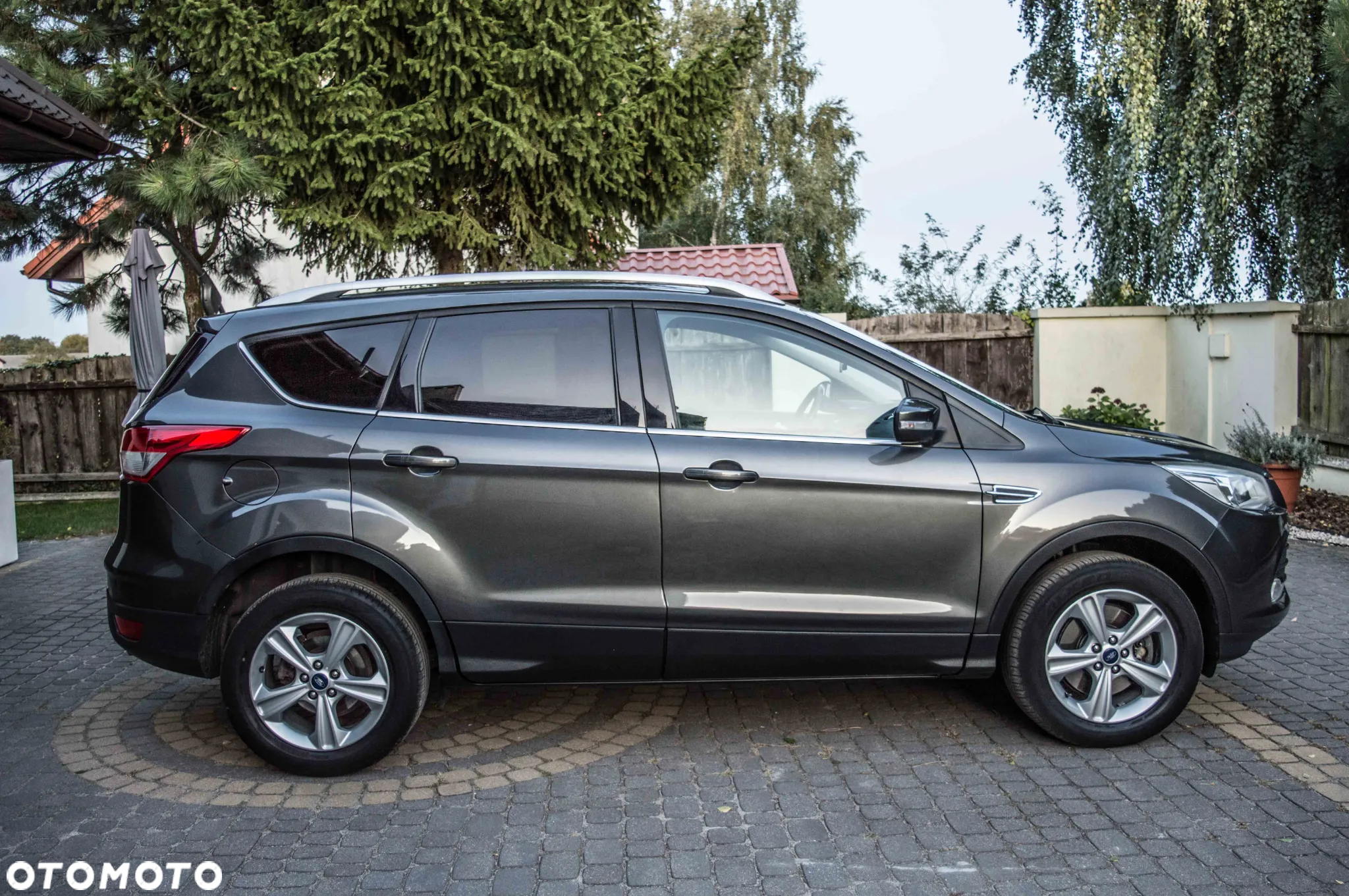 Ford Kuga 2.0 TDCi 4x2 Titanium - 13