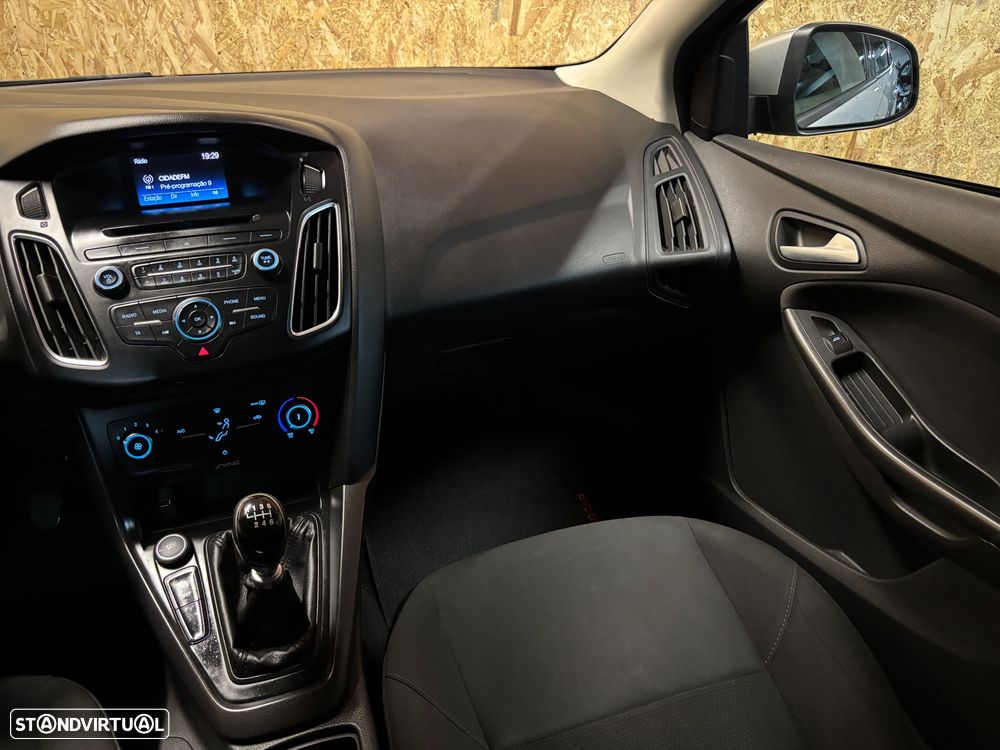 Ford Focus SW 1.5 TDCi Titanium - 14