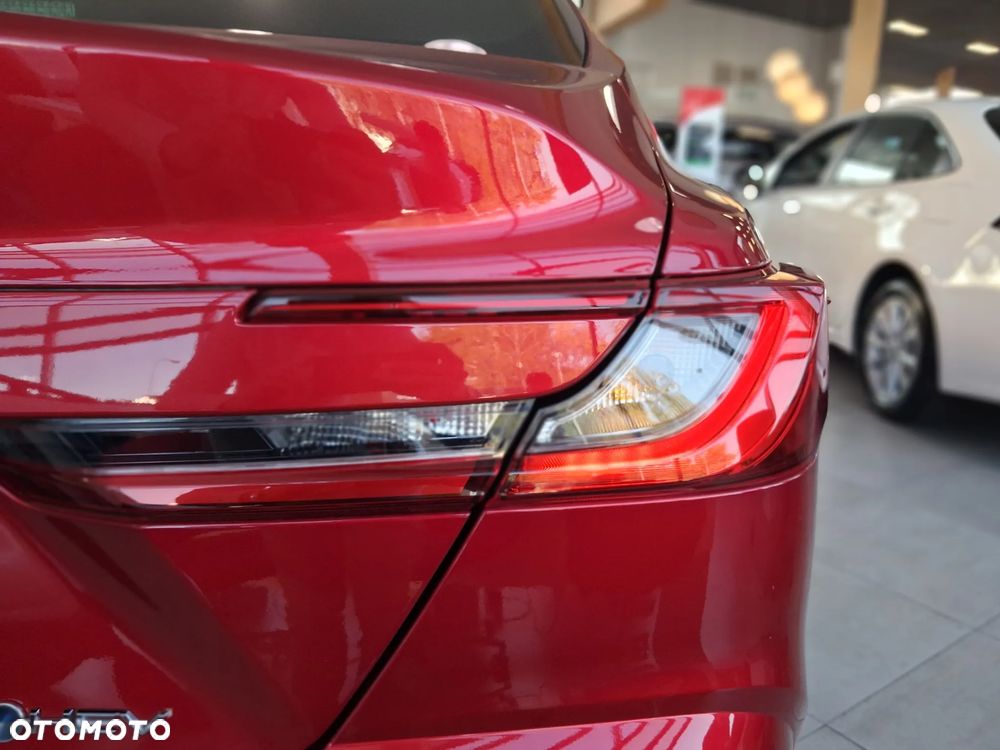 Toyota Camry - 9
