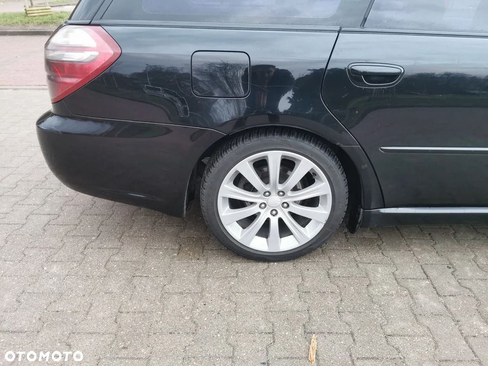 Subaru Legacy Kombi 2.0D RA 000 - 11