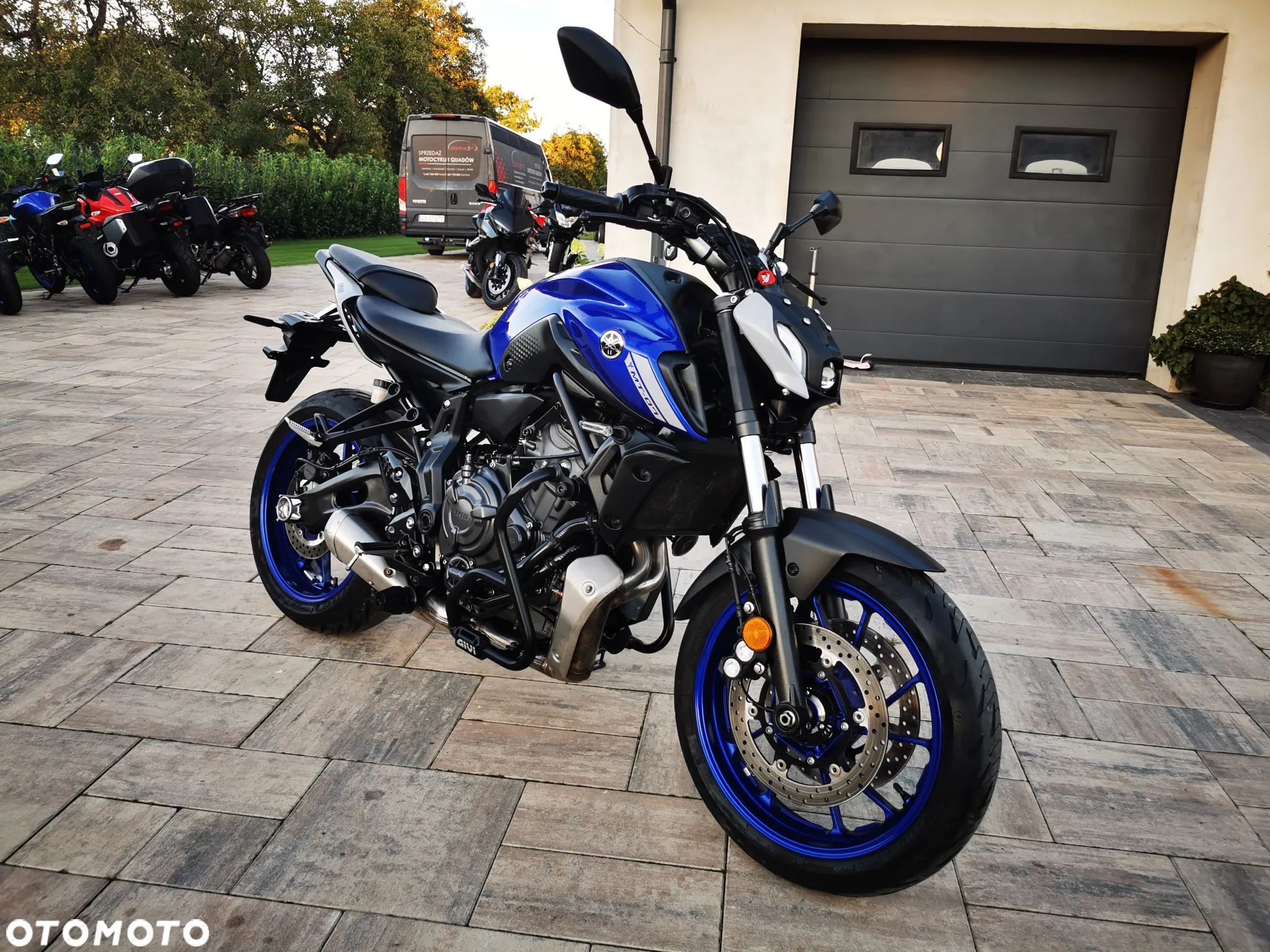 Yamaha MT - 1