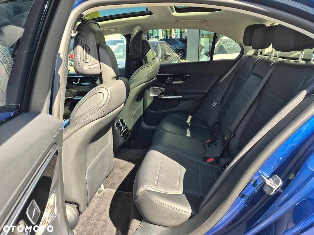 Mercedes-Benz Klasa C 220 d mHEV 4-Matic AMG - 26