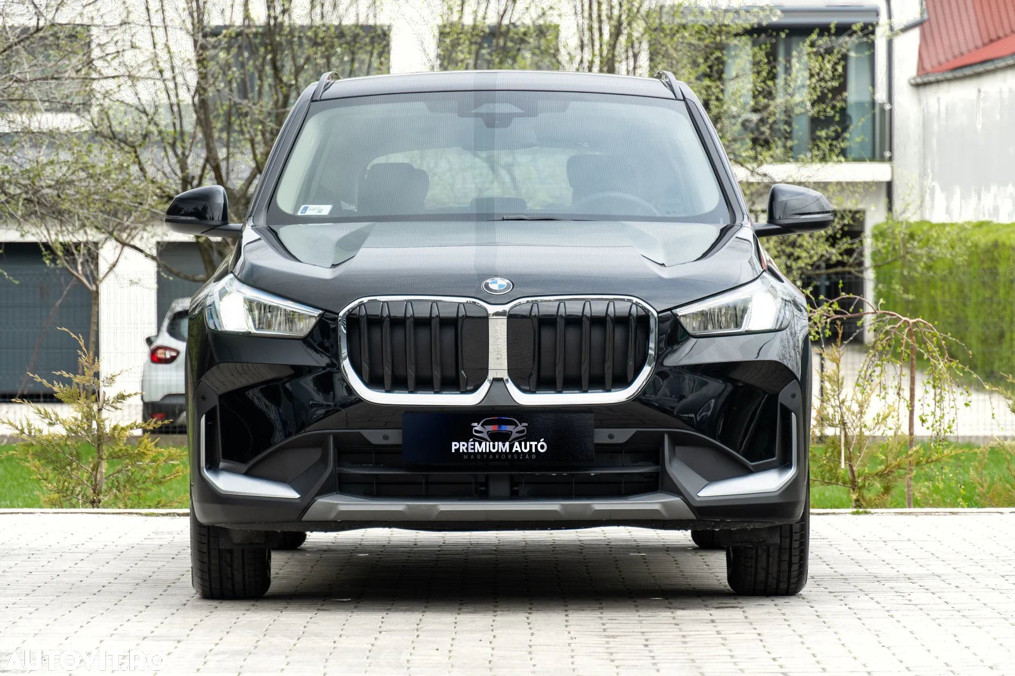 BMW X1 sDrive18i AT - 2