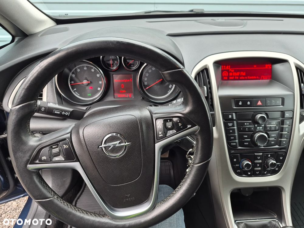 Opel Astra 1.4 T Enjoy - 12