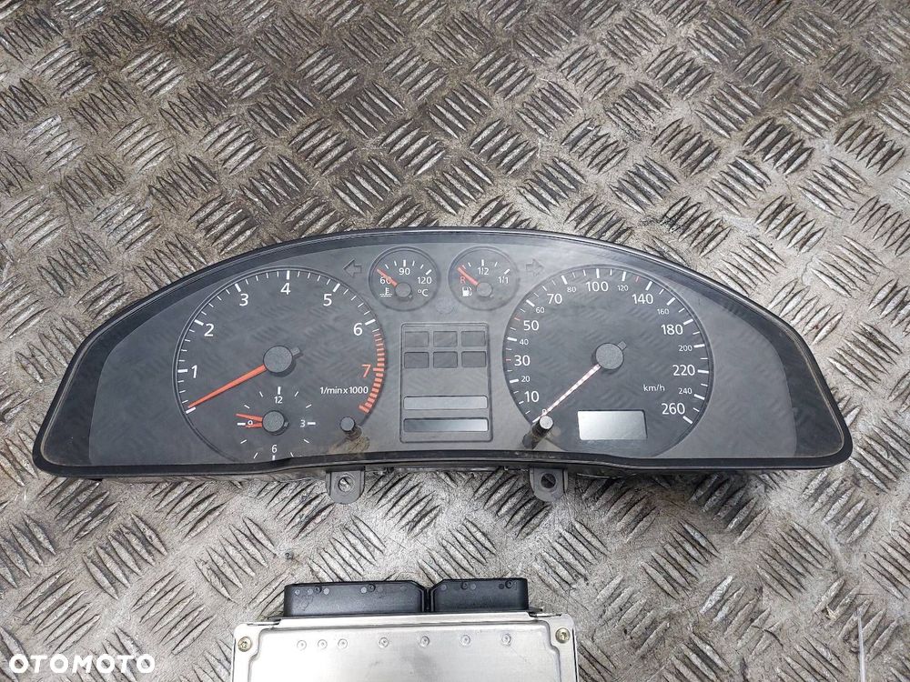 ZESTAW STARTOWY AUDI A4 B5 1.8 20V 8D0906018D 4B0905851C 8D0919861H - 6