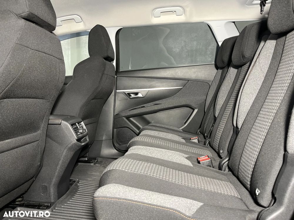 Peugeot 5008 BlueHDI 130 Allure - 14
