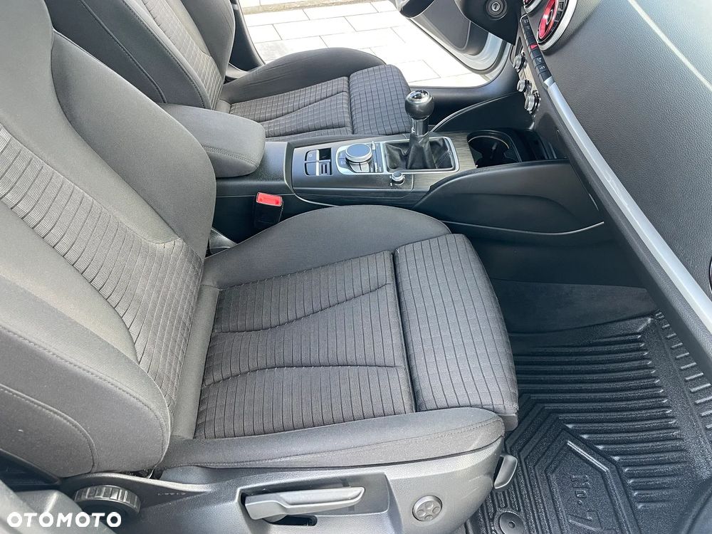 Audi A3 Sportback 2.0 TDI sport - 26