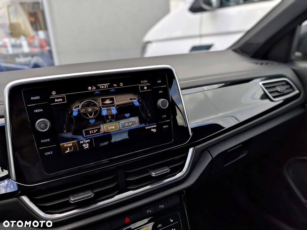 Volkswagen T-Roc 1.5 TSI R-Line DSG - 29