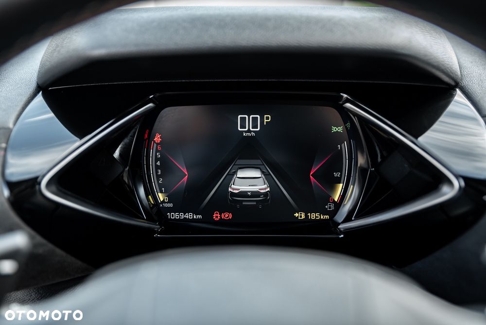 DS Automobiles DS 3 Crossback 1.2 PureTech Performance Line + - 26