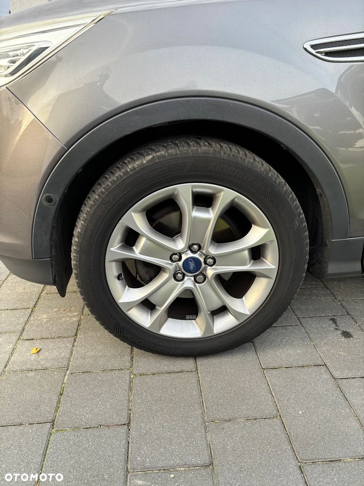 Ford Kuga 1.6 EcoBoost 2x4 Titanium - 20