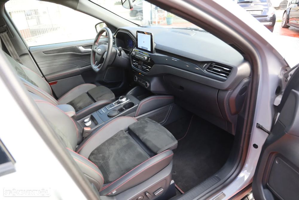 Ford Kuga 2.5 PHEV ST-Line X - 12