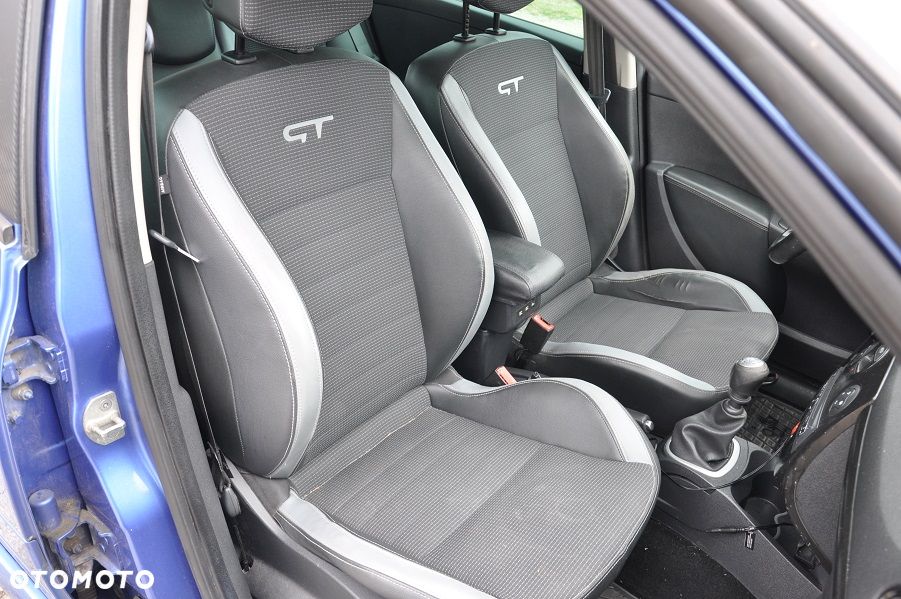 Renault Clio 1.6 16V 130 GT - 10