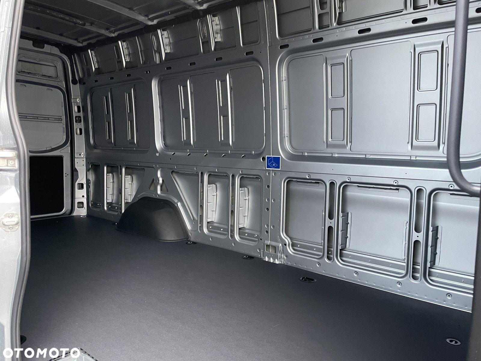 Mercedes-Benz eSprinter - 7