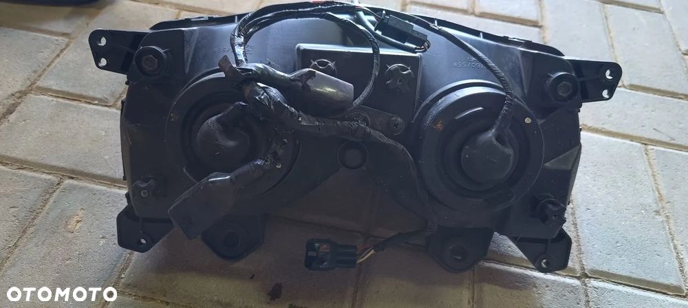 KAWASAKI ZXR 1200 REFLEKTOR LAMPA PRZÓD 06-08 - 11
