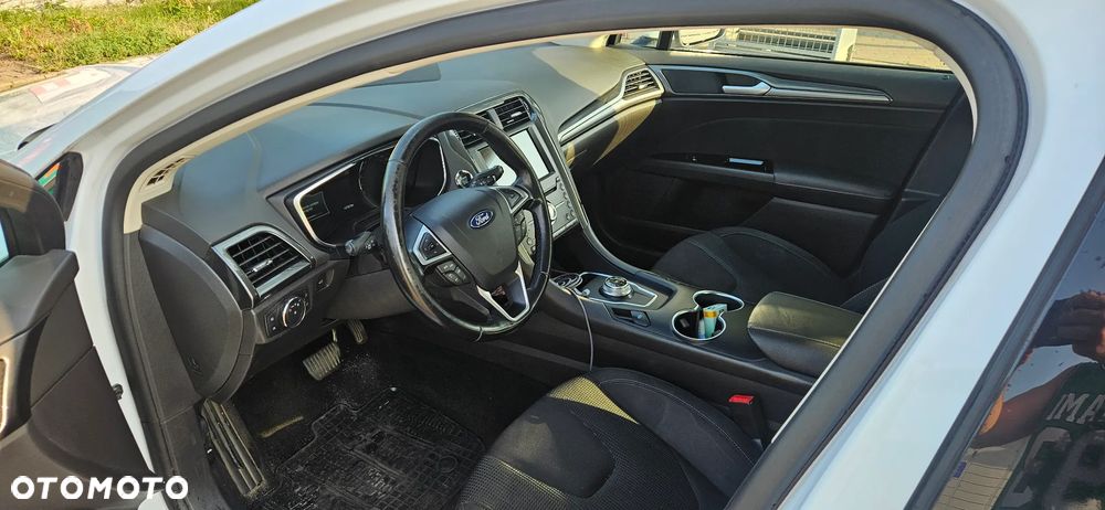 Ford Mondeo 2.0 EcoBlue Titanium - 9