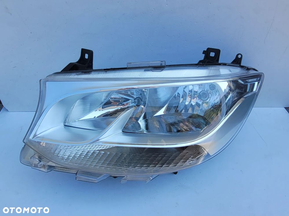 Mercedes Sprinter w907 lampa przód lewa zwykla eu - 2