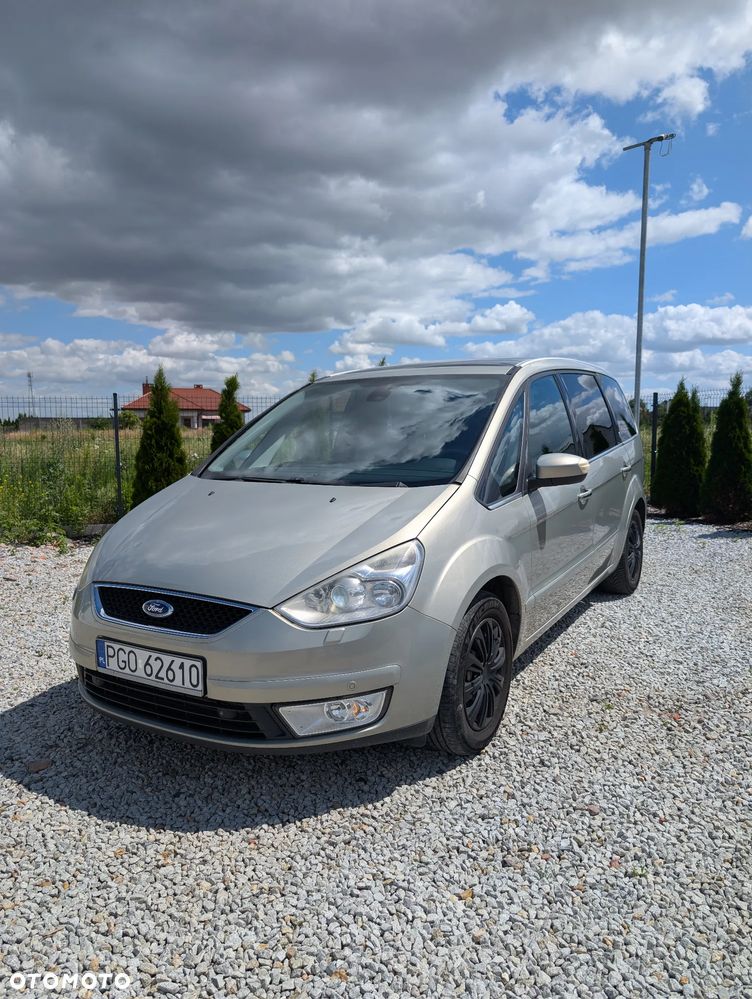 Ford Galaxy 2.2 TDCi Ghia - 4